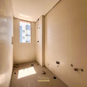 Apartamento com 93m², 2 dormitórios, 2 suítes, 2 vagas no Bella Vita em Torres para Comprar