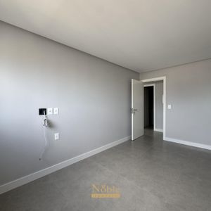 Apartamento com 102m², 3 dormitórios, 1 suíte, 2 vagas no Maui Residencial em Torres para Comprar