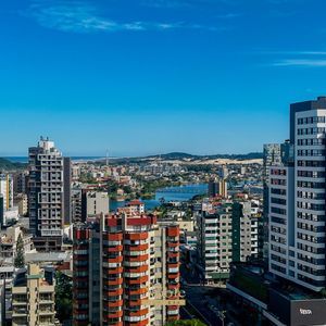 Apartamento com 110m², 3 dormitórios, 3 suítes, 2 vagas no Montalcino em Torres para Comprar