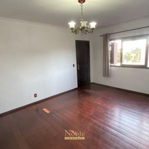 Apartamento com 140m², 3 dormitórios, 1 suíte, 1 vaga no Edificio Clezar em Torres para Comprar