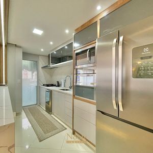 Apartamento com 120m², 3 dormitórios, 1 suíte, 2 vagas no Michelângelo em Torres para Comprar
