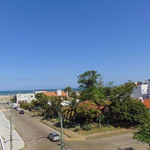 Apartamento com 131m², 3 dormitórios, 3 suítes, 2 vagas no Cortemaggiore em Torres para Comprar