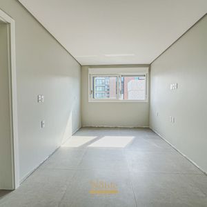 Apartamento com 114m², 3 dormitórios, 1 suíte, 1 vaga no Titanium em Torres para Comprar