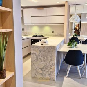 Apartamento com 91m², 2 dormitórios, 2 suítes, 2 vagas no Toronto em Torres para Comprar