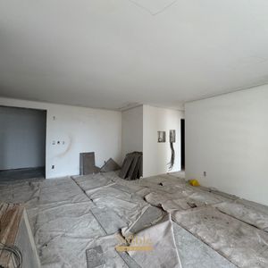 Apartamento com 80m², 2 dormitórios, 1 suíte, 2 vagas no Mirage em Torres para Comprar