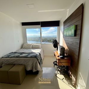 Apartamento com 100m², 3 dormitórios, 1 suíte, 2 vagas no Torre de Athena em Torres para Comprar