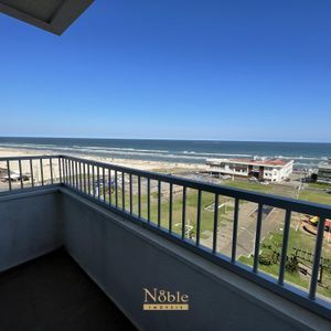 Apartamento com 236m², 4 dormitórios, 1 suíte, 1 vaga no Panorama em Torres para Comprar