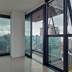 Apartamento com 109m², 3 dormitórios, 3 suítes, 2 vagas no Urban em Torres para Comprar