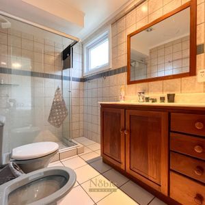 Apartamento com 150m², 3 dormitórios, 1 suíte, 2 vagas no Pousada do Sol em Torres para Comprar