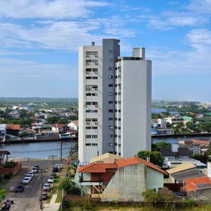 Apartamento com 75m², 2 dormitórios, 1 suíte, 1 vaga no Torres Elegance em Torres para Comprar