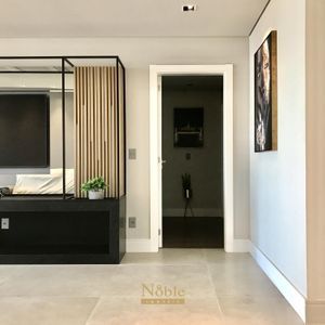 Apartamento com 134m², 3 dormitórios, 3 suítes, 2 vagas no Dall'acqua em Torres para Comprar