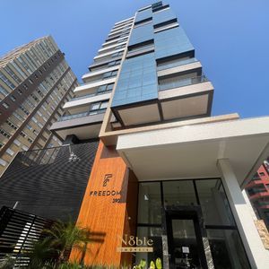 Apartamento com 114m², 3 dormitórios, 3 suítes, 2 vagas no Freedom em Torres para Comprar