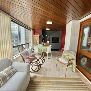 Apartamento com 130m², 3 dormitórios, 1 suíte, 1 vaga no Nouvelle Tour em Torres para Comprar