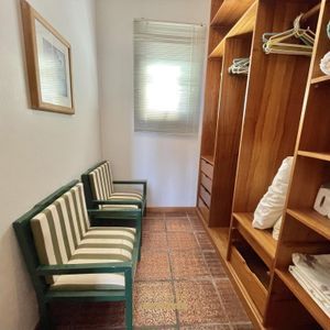 Apartamento com 186m², 3 dormitórios, 1 suíte, 2 vagas no Debret em Torres para Comprar