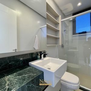 Apartamento, 2 dormitórios, 2 suítes, 2 vagas no Absoluto em Torres para Comprar