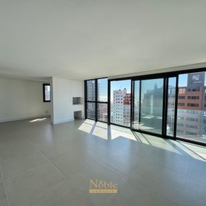 Apartamento com 108m², 3 dormitórios, 3 suítes, 2 vagas no Urban em Torres para Comprar