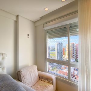 Apartamento com 120m², 4 dormitórios, 1 suíte, 2 vagas no Michelângelo em Torres para Comprar