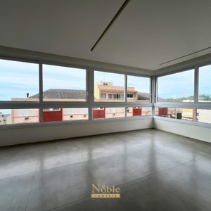 Apartamento com 112m², 3 dormitórios, 3 suítes, 2 vagas no La Vistara em Torres para Comprar