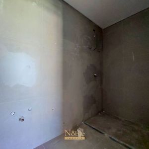 Apartamento com 130m², 4 dormitórios, 4 suítes, 2 vagas no Mirage em Torres para Comprar