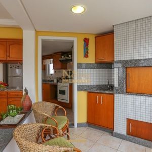 Apartamento com 121m², 3 dormitórios, 1 suíte, 1 vaga no Ile de France em Torres para Comprar