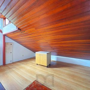 Casa em Condomínio  | 3 Dormitórios, Suíte, Lareira e Churrasqueira