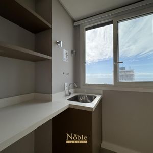 Apartamento com 90m², 2 dormitórios, 2 suítes, 2 vagas no Maui Residencial em Torres para Comprar