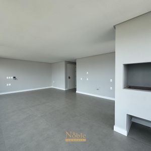 Apartamento com 102m², 3 dormitórios, 1 suíte, 2 vagas no Maui Residencial em Torres para Comprar