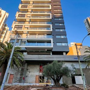 Apartamento com 78m², 2 dormitórios, 1 suíte, 2 vagas no Vista Mare em Torres para Comprar