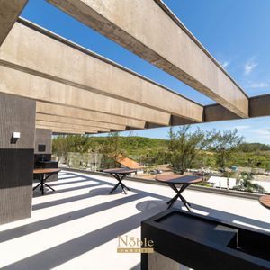 Apartamento com 74m², 2 dormitórios, 1 suíte, 2 vagas no Essenza em Torres para Comprar