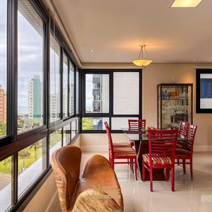 Apartamento com 120m², 3 dormitórios, 1 suíte, 2 vagas no Pérola Negra em Torres para Comprar