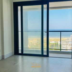 Apartamento com 89m², 2 dormitórios, 1 suíte, 2 vagas no Vista Mare em Torres para Comprar