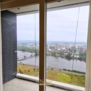 Apartamento com 91m², 2 dormitórios, 2 suítes, 2 vagas no Toronto em Torres para Comprar