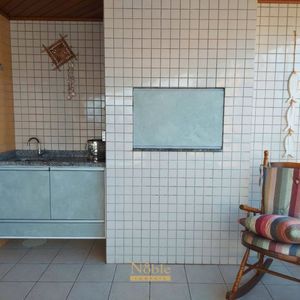 Apartamento com 131m², 3 dormitórios, 1 suíte, 2 vagas no Torre do Sol em Torres para Comprar