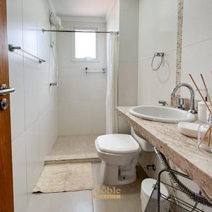 Apartamento com 76m², 2 dormitórios, 1 suíte, 2 vagas no Residencial Ilha Serena em Torres para Comprar