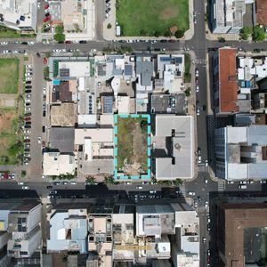 Apartamento com 70m², 2 dormitórios, 2 suítes, 2 vagas no POSH em Torres para Comprar