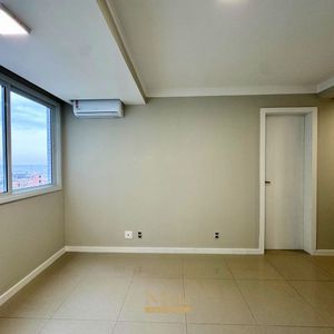 Apartamento com 79m², 2 dormitórios, 1 suíte, 1 vaga no Murano em Torres para Comprar