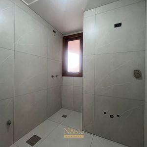 Apartamento com 137m², 3 dormitórios, 1 suíte, 1 vaga no Nouvelle Tour em Torres para Comprar
