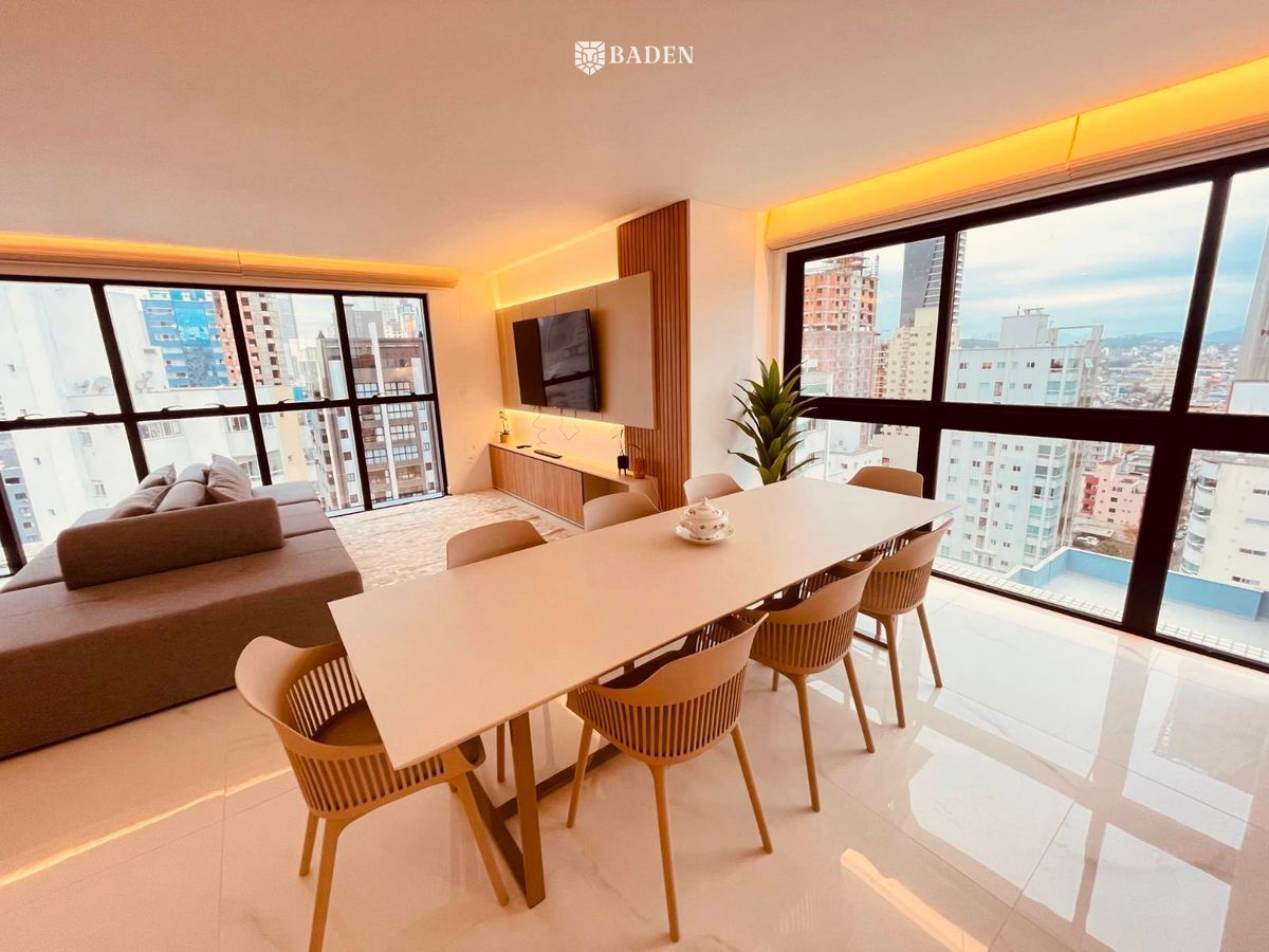 Cobertura, 4 quartos, 225 m² - Foto 1