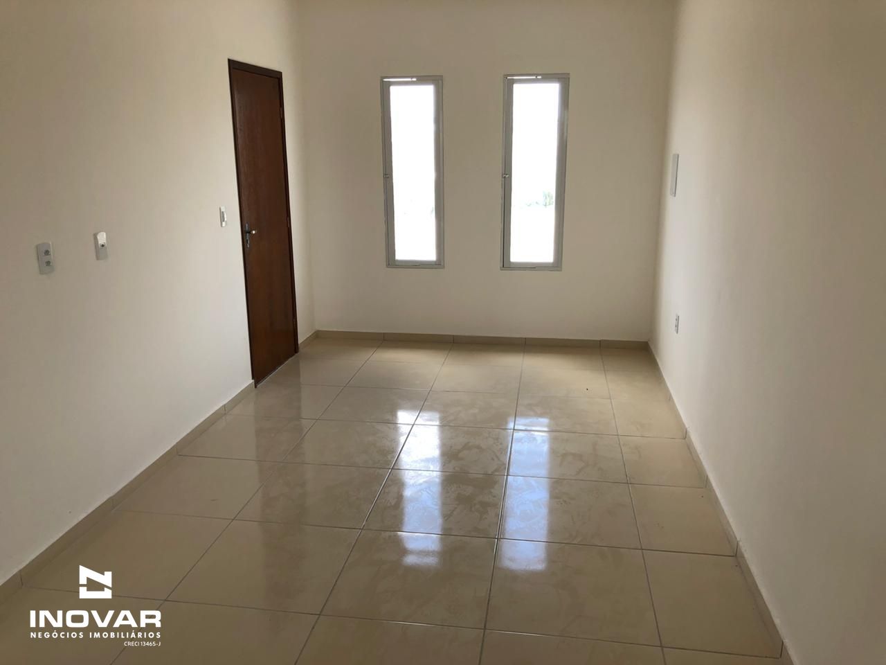 Casa à venda com 3 quartos, 67m² - Foto 9