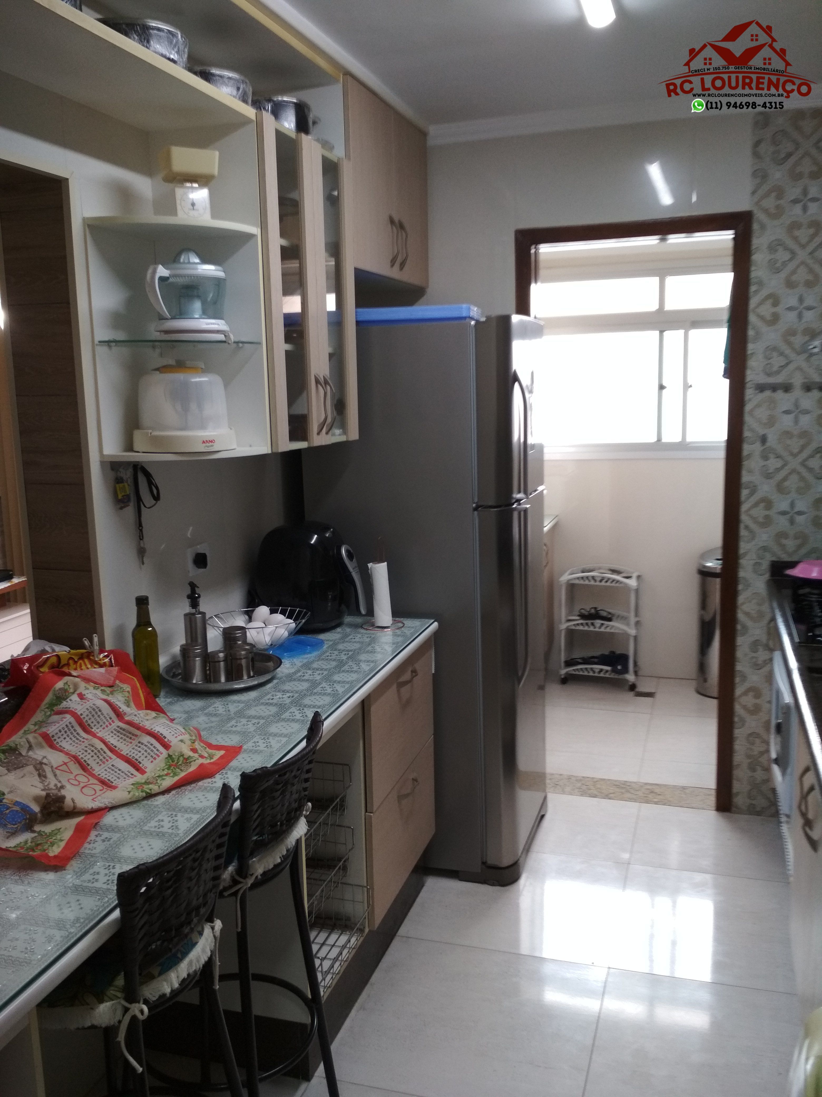 Apartamento à venda com 3 quartos, 75m² - Foto 8