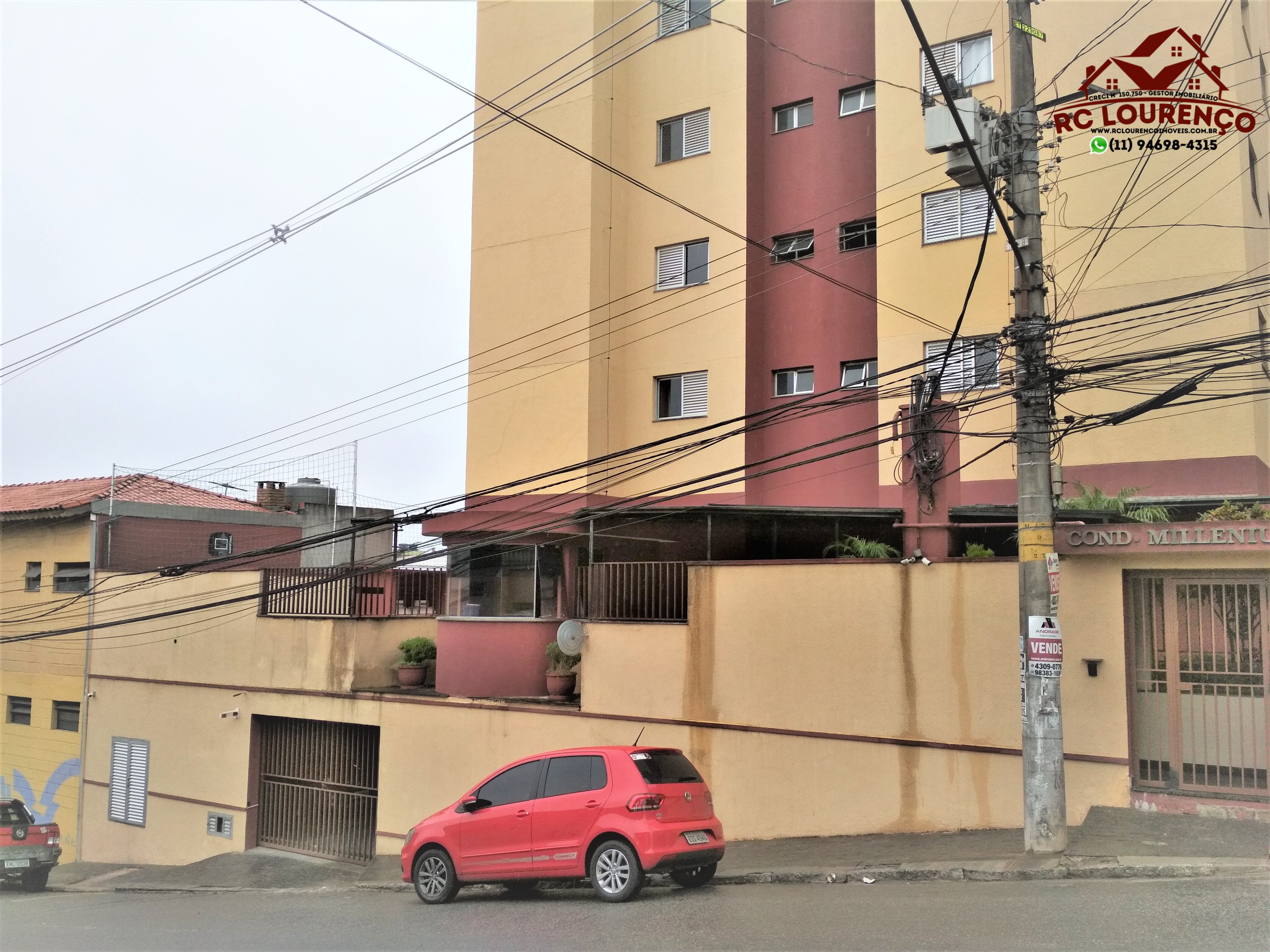 Apartamento à venda com 3 quartos, 75m² - Foto 2