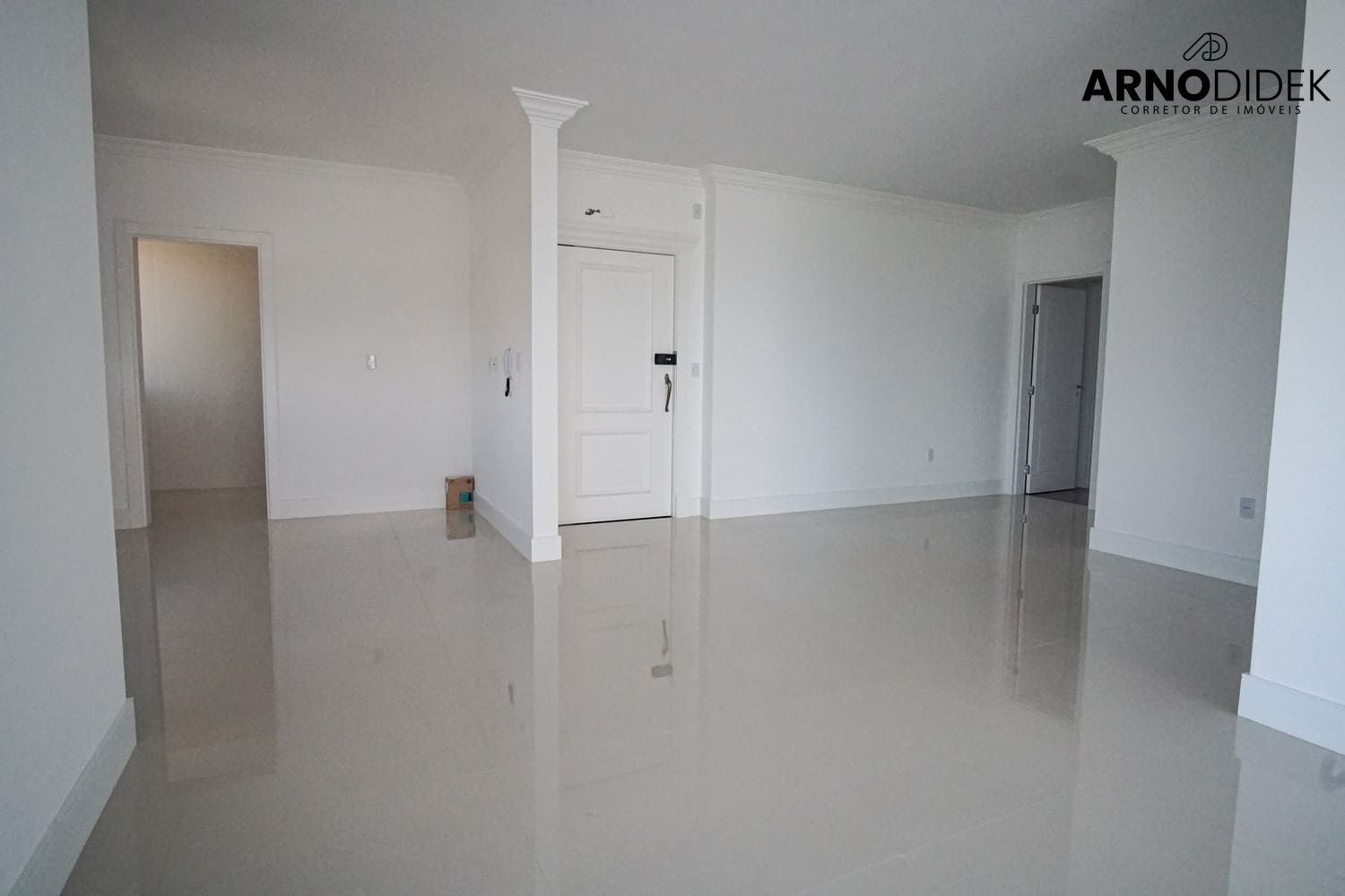 Apartamento à venda com 4 quartos, 173m² - Foto 6