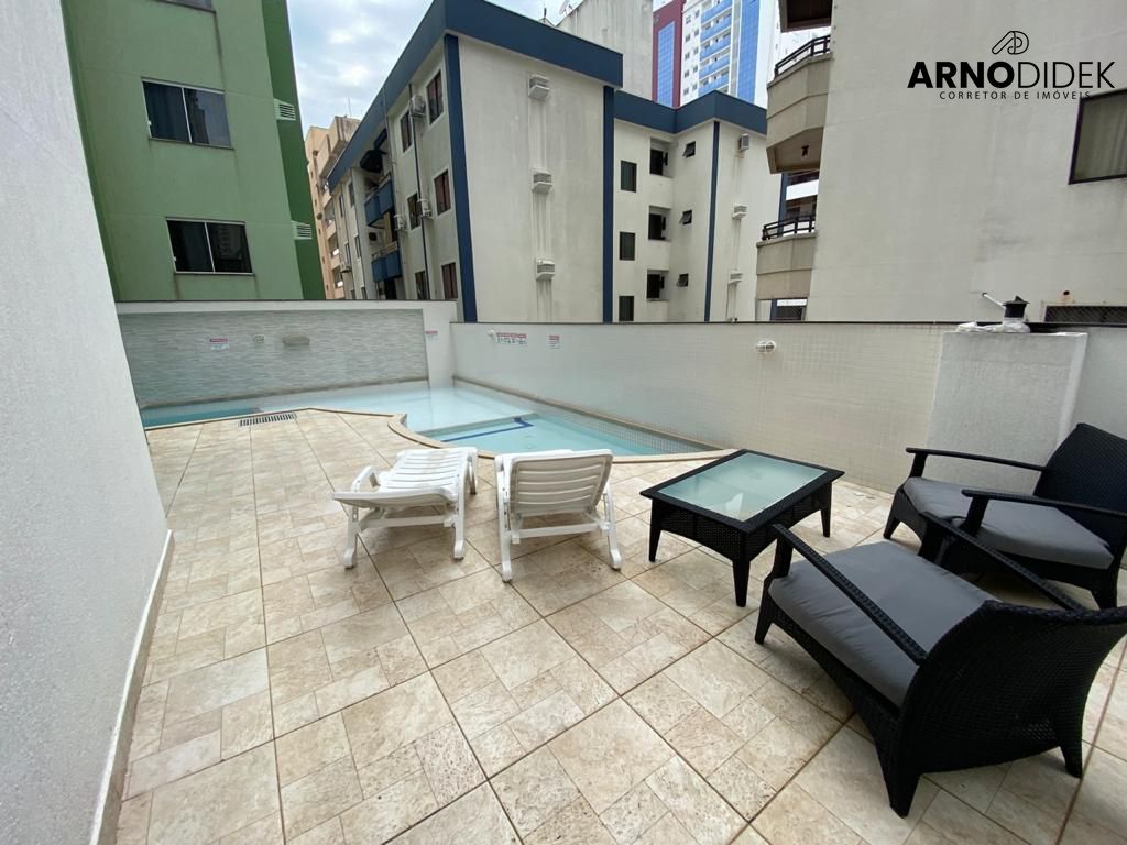 Apartamento à venda com 3 quartos, 142m² - Foto 21