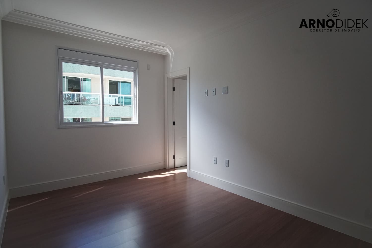 Apartamento à venda com 4 quartos, 173m² - Foto 8