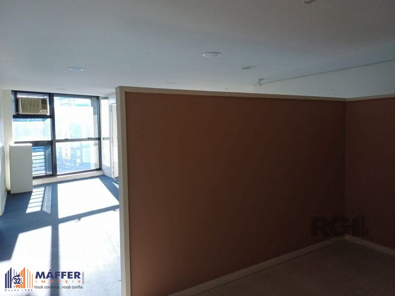 Sala Comercial, para alugar, 109 m², São João - Porto Alegre — foto 3