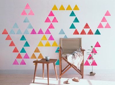 Faça você mesmo: parede com triângulos.