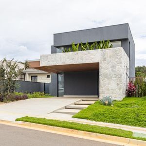 Casa nova à venda no Jardins França , com 254 m²