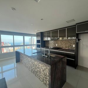 Apartamento 3 Quartos no Le Classic | 18º Andar, Vista Mar, 200m da Praia - Torres/RS