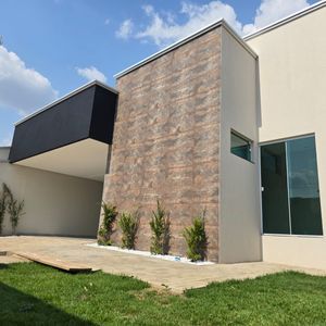 Excelente Casa térrea à venda na 110 norte