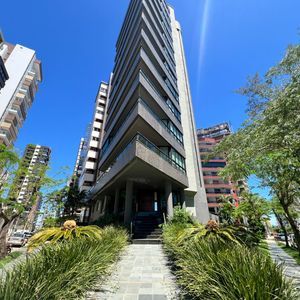 Apartamento Mobiliado 4 Dormitórios no Astor Piazzolla - Predial Torres